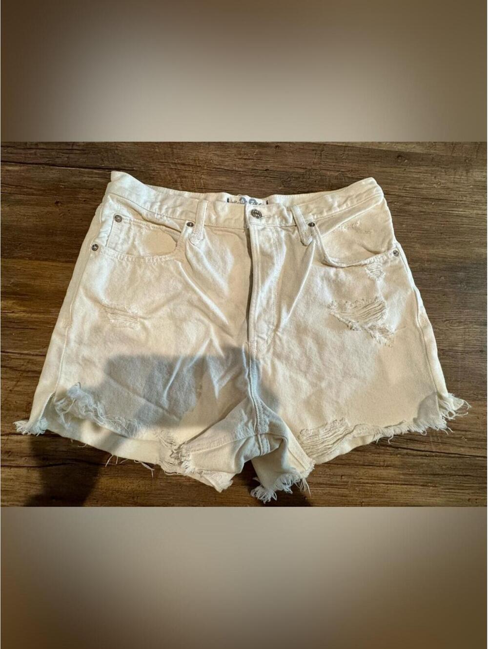 WE THE FREE White, Distressed, Frayed Cut Off Shorts ~ Size 30